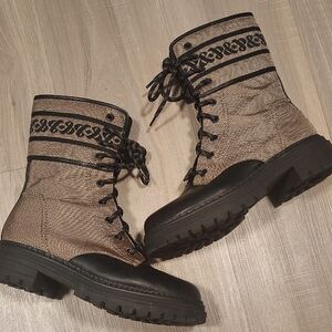 Sam & Libby Black and Tan Combat Boots